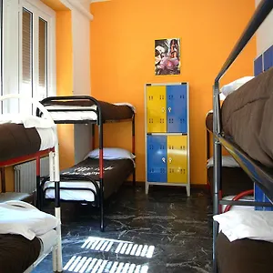 California Hostal